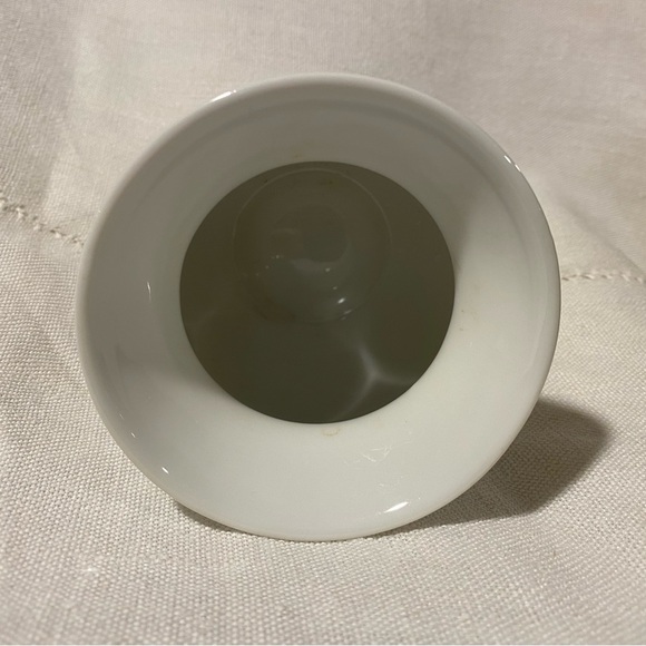 Vintage white porcelain container, vase or sugar bowl by Freeman Lederman - Picture 5 of 6